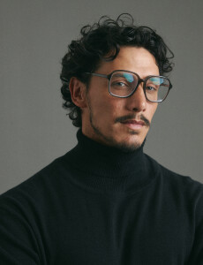 470575 POLERA HARRY Negro