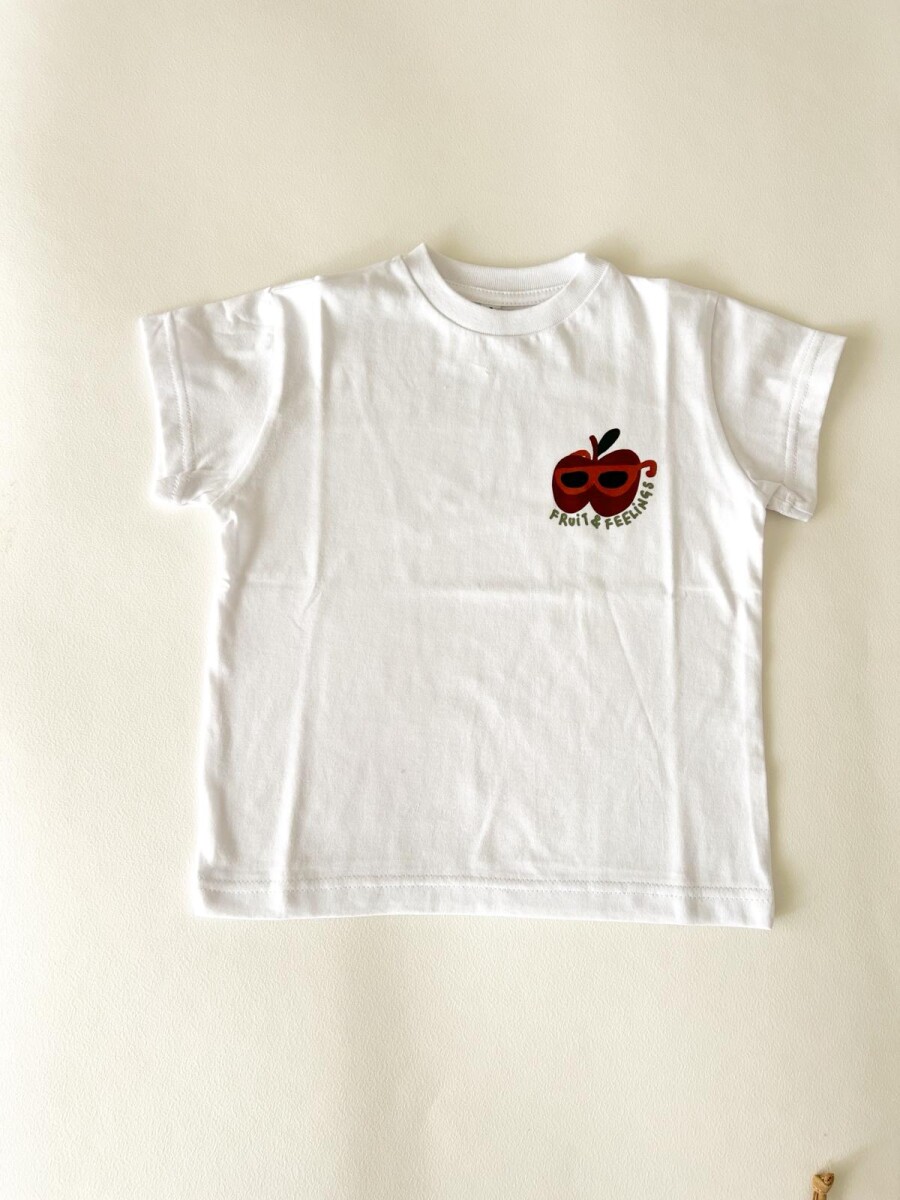 Remera Apple 