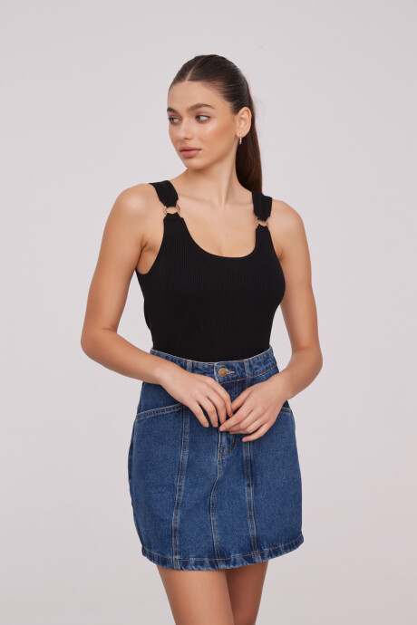 Musculosa Menara Negro