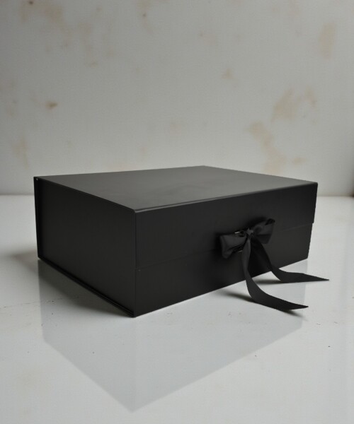 Caja Rigida Plegable con iman 24,5x33x12 cm NEGRO