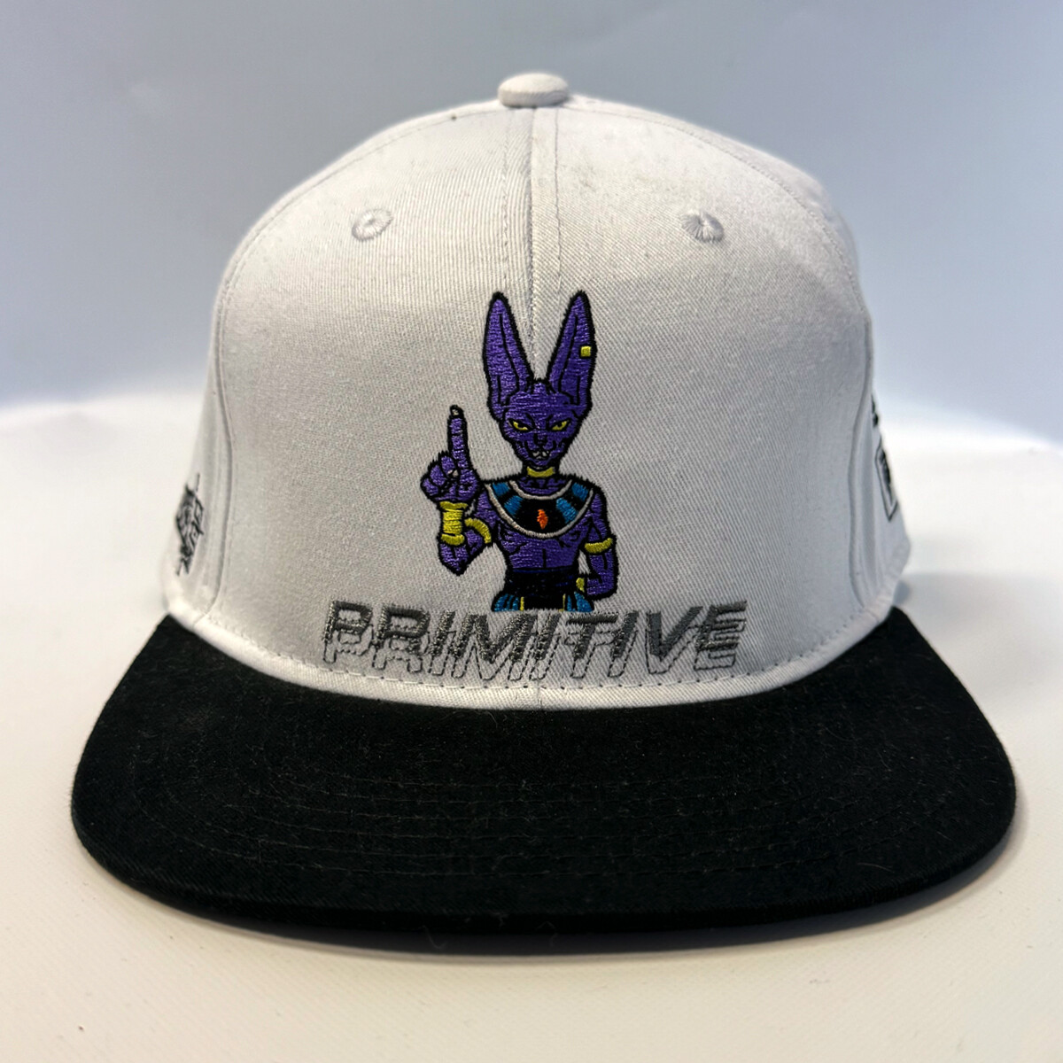 Gorro primitive dragon ball bills blanco 