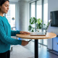 Mesa Redonda 60cm Altura Regulable Giratoria Marrón claro