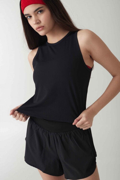 Musculosa Elle Negro