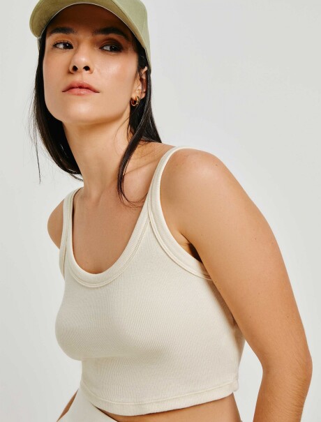 TOP CORTO BÁSICO EN TELA ACANALADA BEIGE