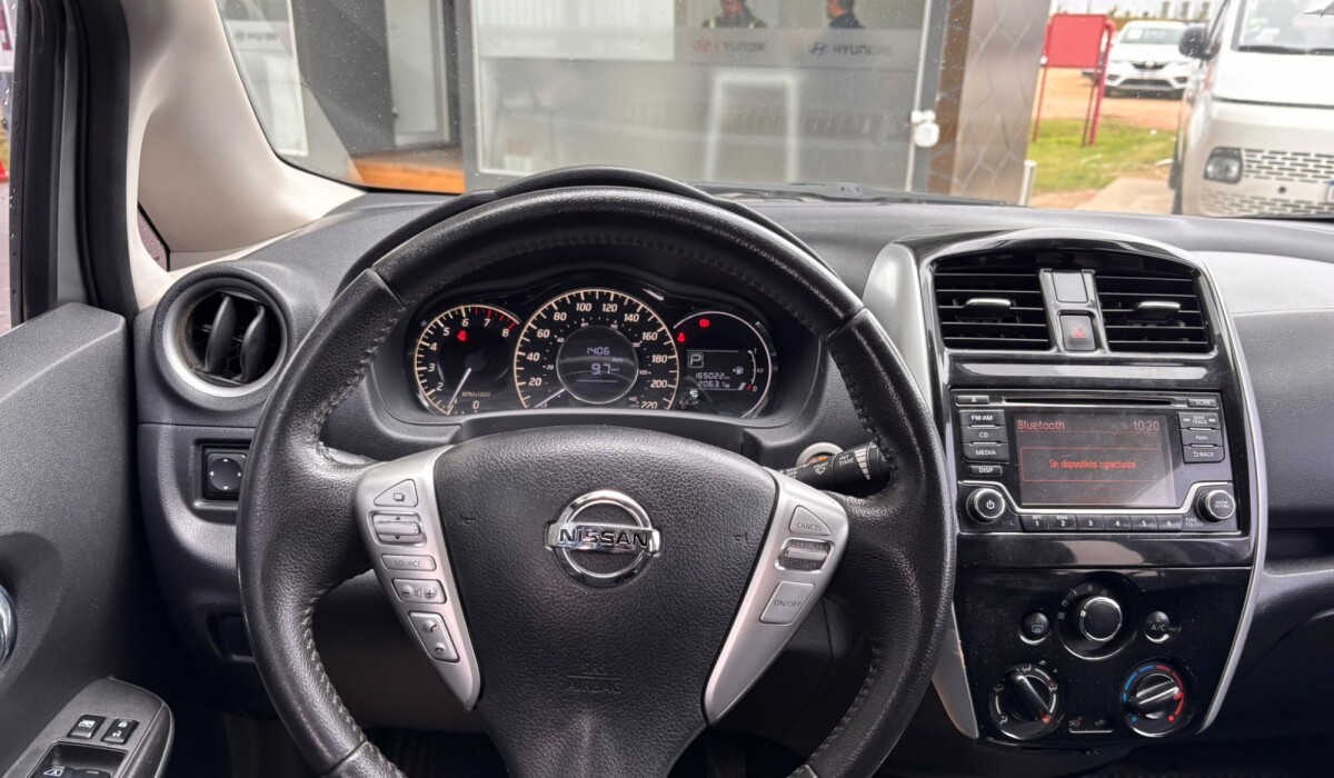 Nissan Note Advance CVT - 2015 Nissan Note Advance CVT - 2015