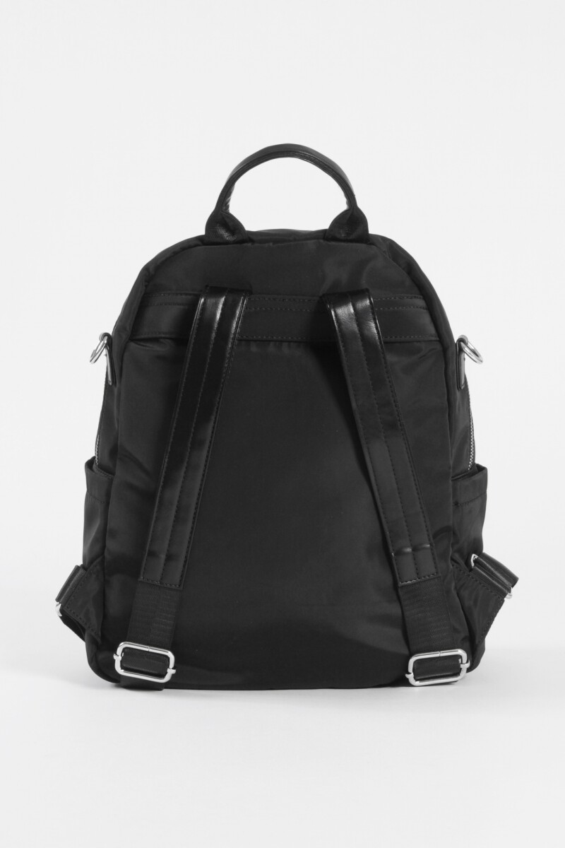 Mochila - bandolera grande con correa cordon negro