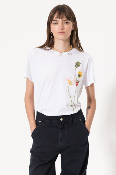 REMERA ROMANCE Blanco