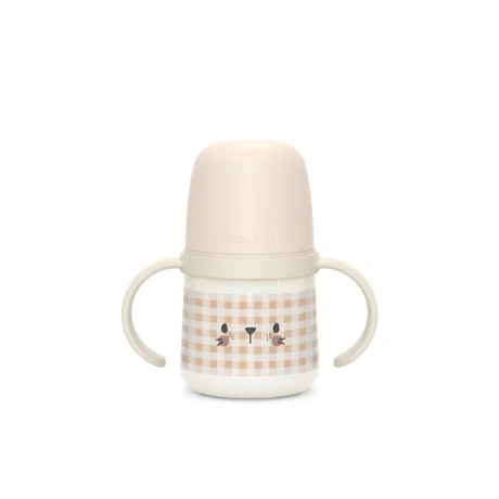 Vaso de transicion First + 6 meses. Con asas que brillan en la oscuridad Vaso de transicion First + 6 meses. Con asas que brillan en la oscuridad