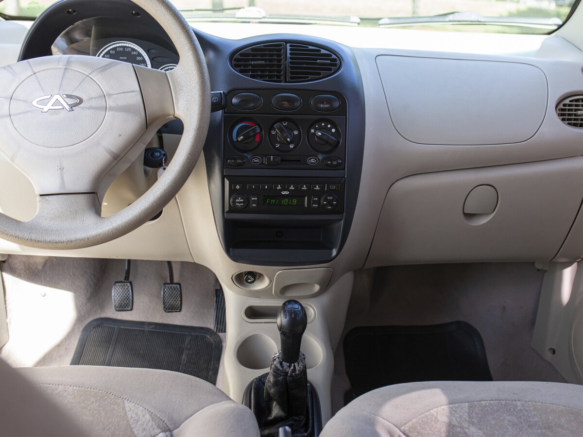 Chery QQ3 Confort 1.1 Extra Full | Permuta / Financia Chery QQ3 Confort 1.1 Extra Full | Permuta / Financia