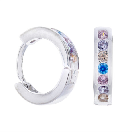 Par de aros de plata 925 con circonias. Par de aros de plata 925 con circonias.