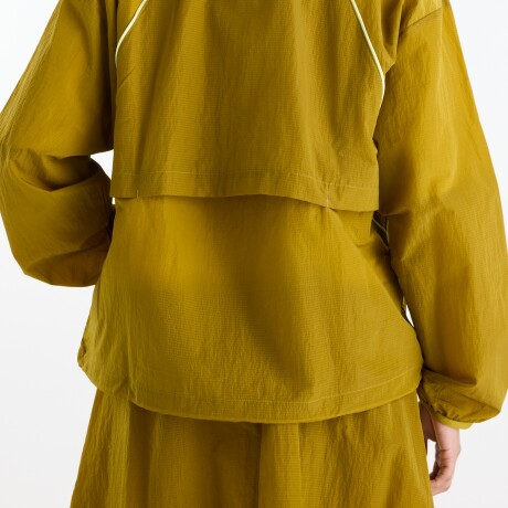 Campera New Balance de Dama - Sport Legacy - WJ6113KSBIL MUSTARD