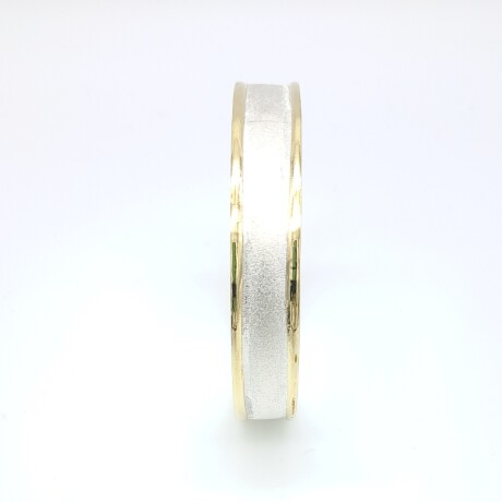 Esclava de plata 925 y double en oro 18 ktes. Esclava de plata 925 y double en oro 18 ktes.