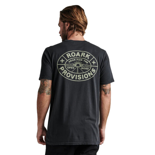 Remera Roark Roark Provisions - Negra Remera Roark Roark Provisions - Negra