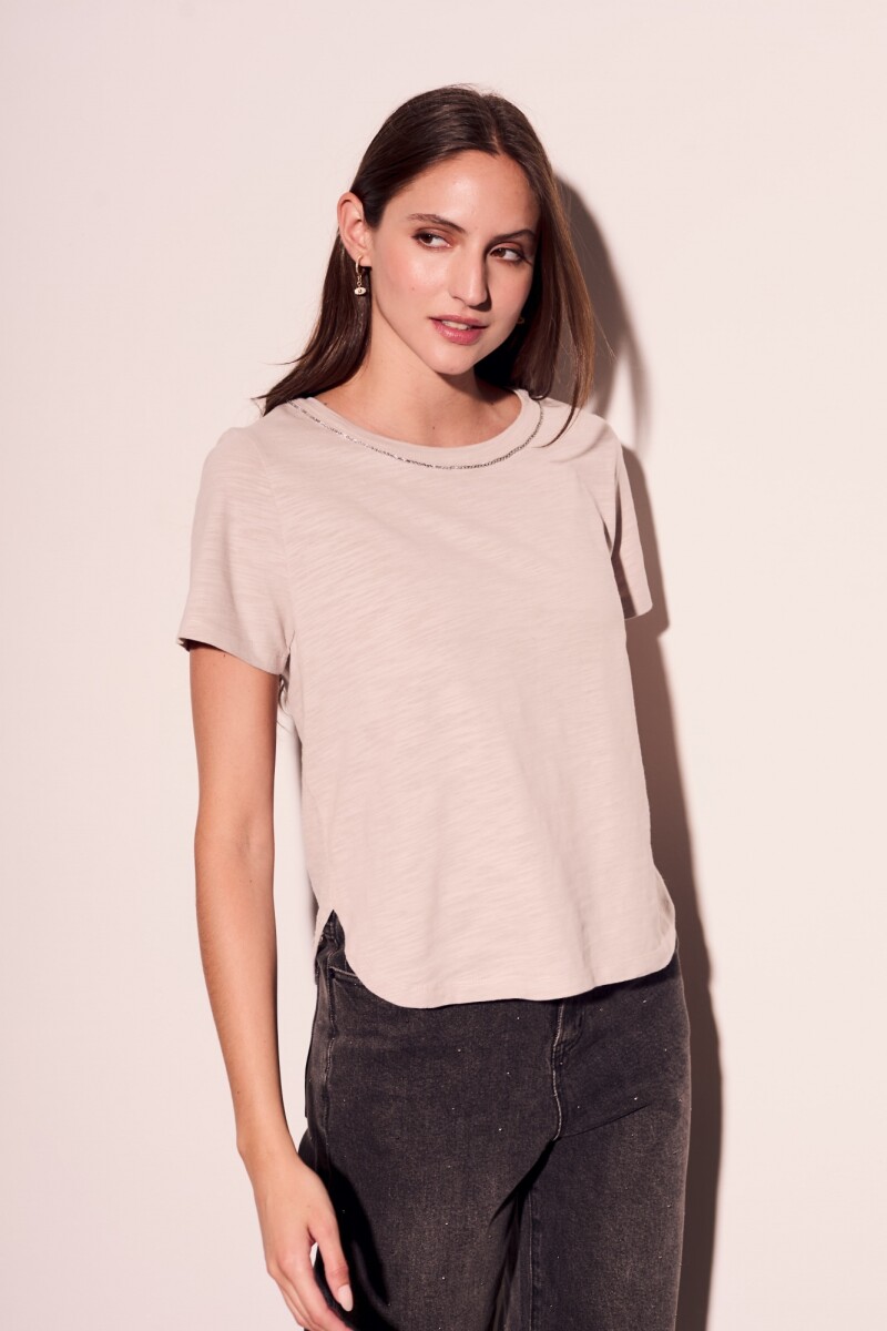 Remera Algodón Escote Metalizado Gris