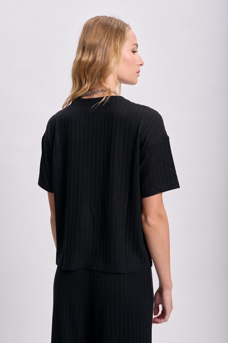 Remera oversize lanilla Negro