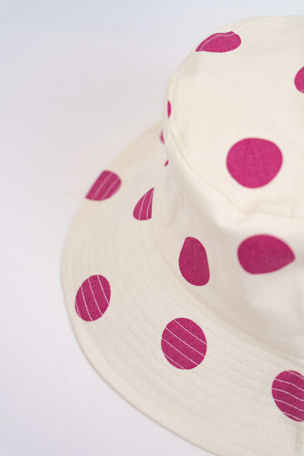 Gorro Miku Rosa Oscuro