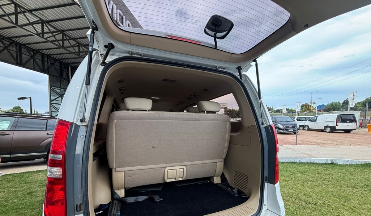 Hyundai H1 12Plz Minibus Nafta - 2019 Hyundai H1 12Plz Minibus Nafta - 2019