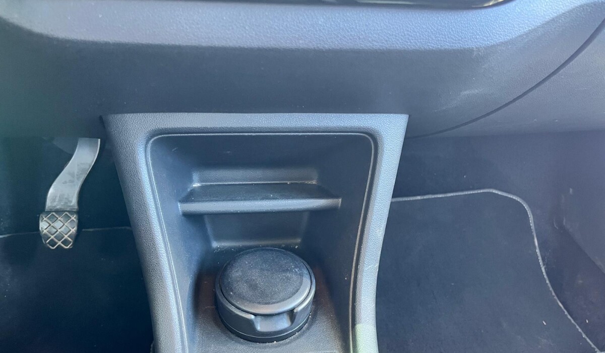 VW UP HIGH 2017 MT 1.0 VW UP HIGH 2017 MT 1.0