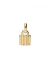 CHARM BAÑADO EN ORO 18K CON FORMA DE CANDADO. Charm