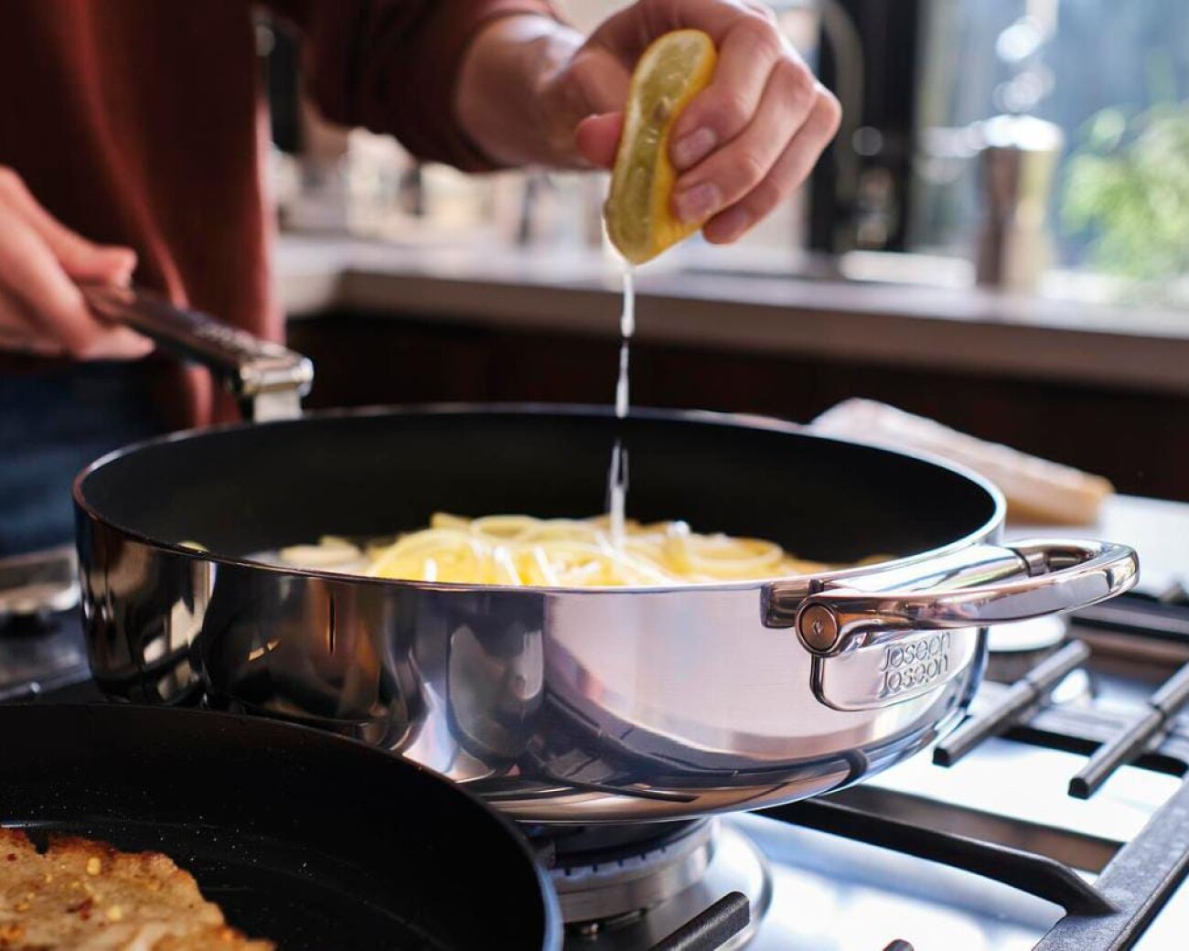 Sartén Space Steel 24 cm Antiadherente Joseph Joseph - Preventa Sartén Space Steel 24 cm Antiadherente Joseph Joseph - Preventa