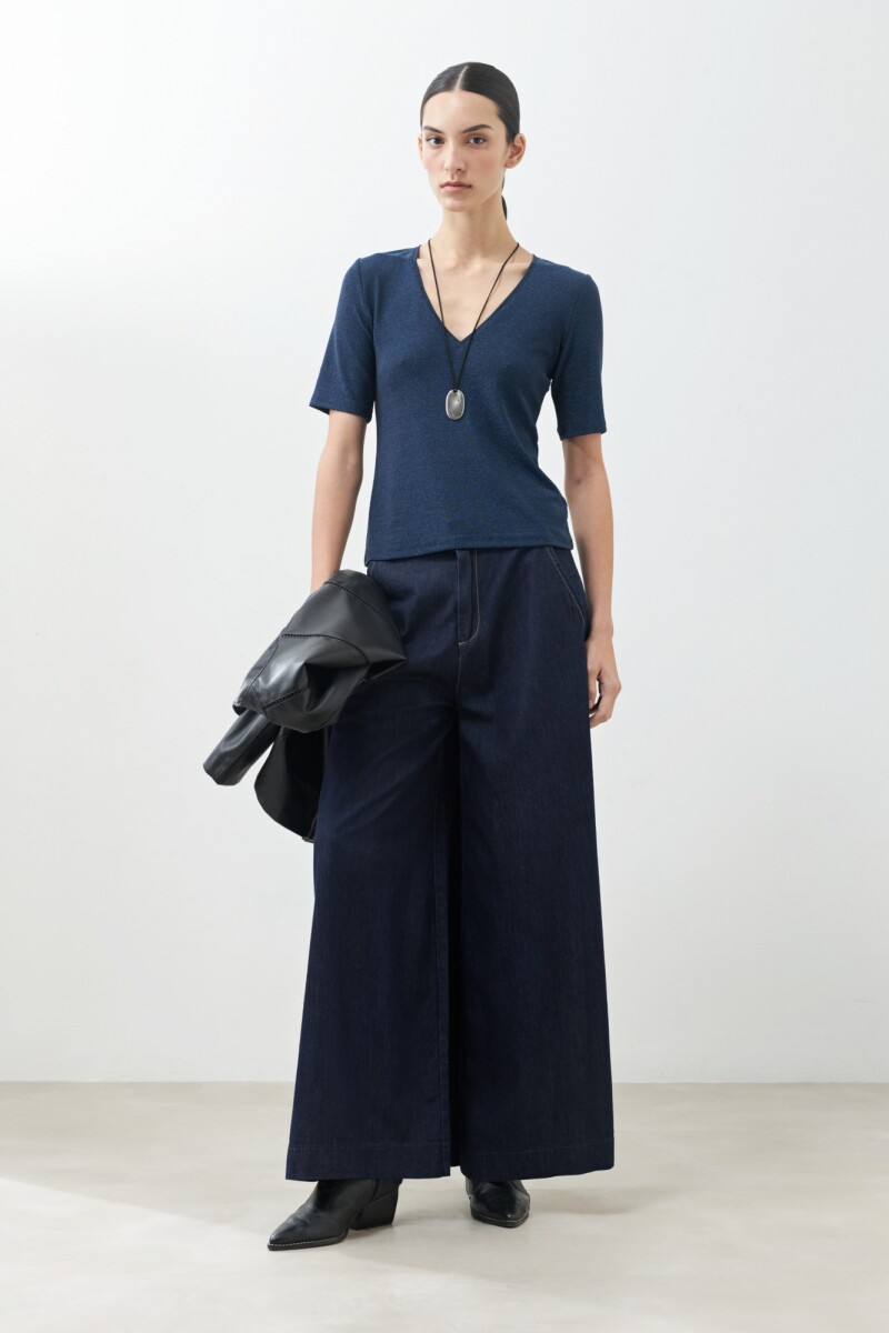 Remera lurex escote V azul marino