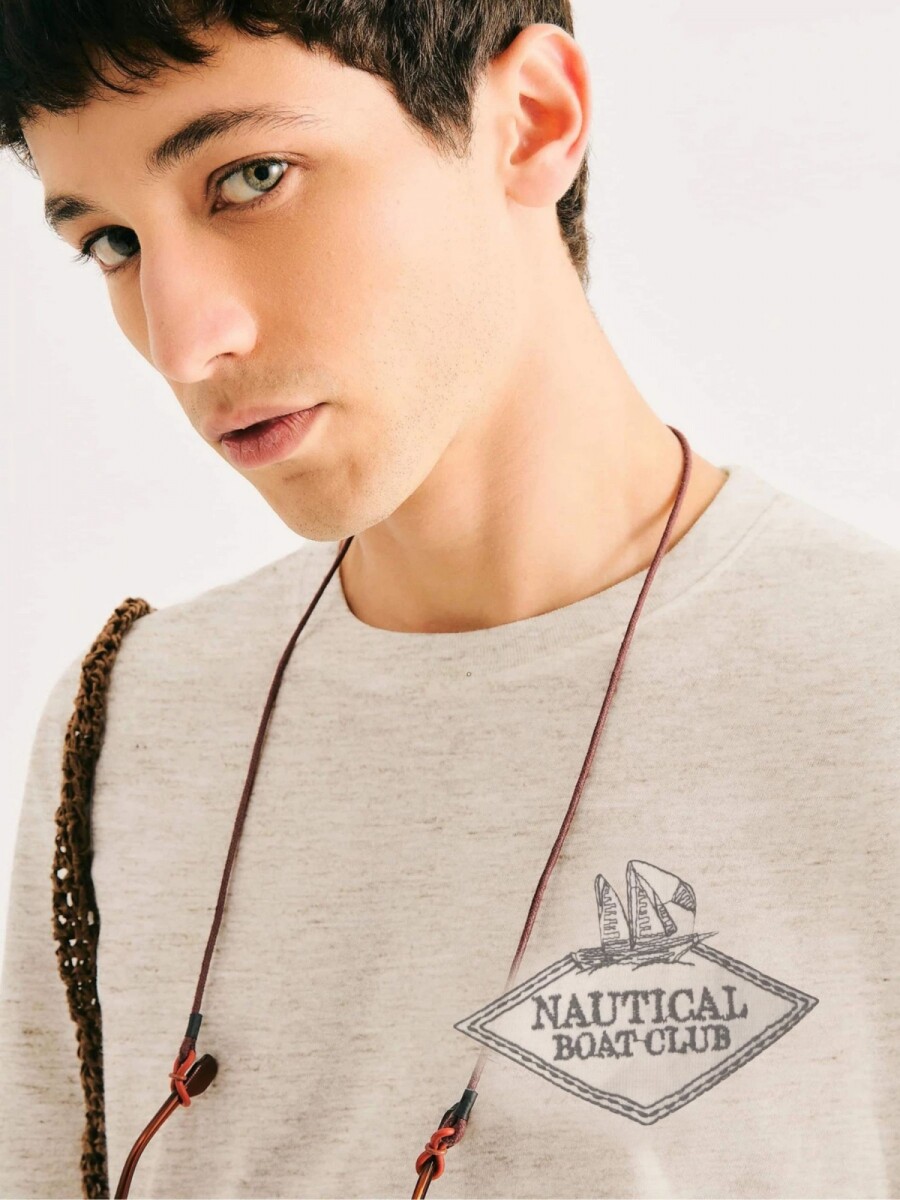 CAMISETA CON ESTAMPA - BEIGE 