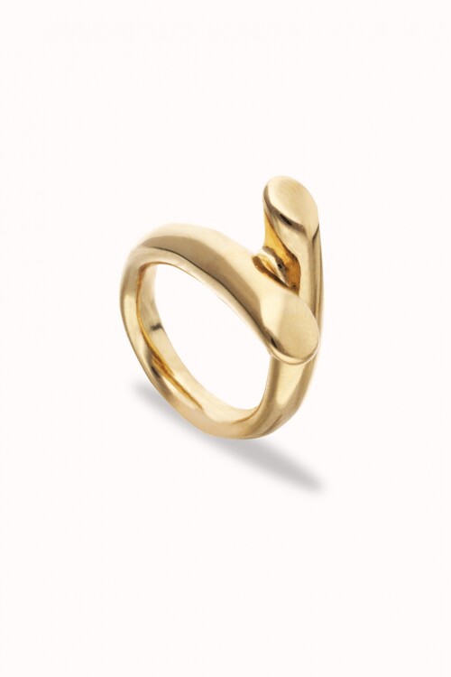 ANILLO DE ALEACIÓN DE METALES BAÑADO EN ORO 18K CON FORMA DE TUBOS Anillo