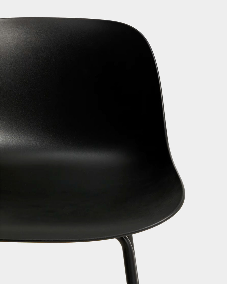 Taburete Altea negro y patas de acero con acabado negro 65 cm