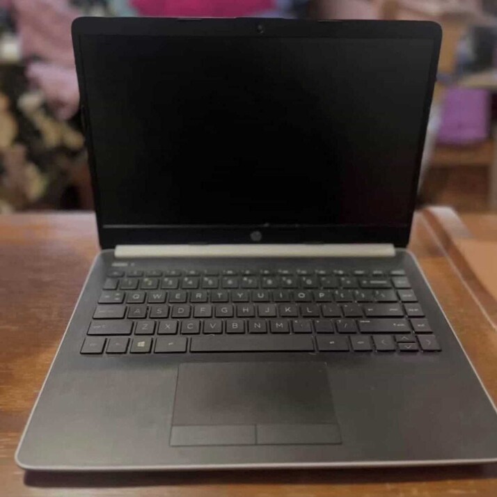 HP 14-cm0075nr 14" - 4GB RAM 64GB eMMC HP 14-cm0075nr 14" - 4GB RAM 64GB eMMC