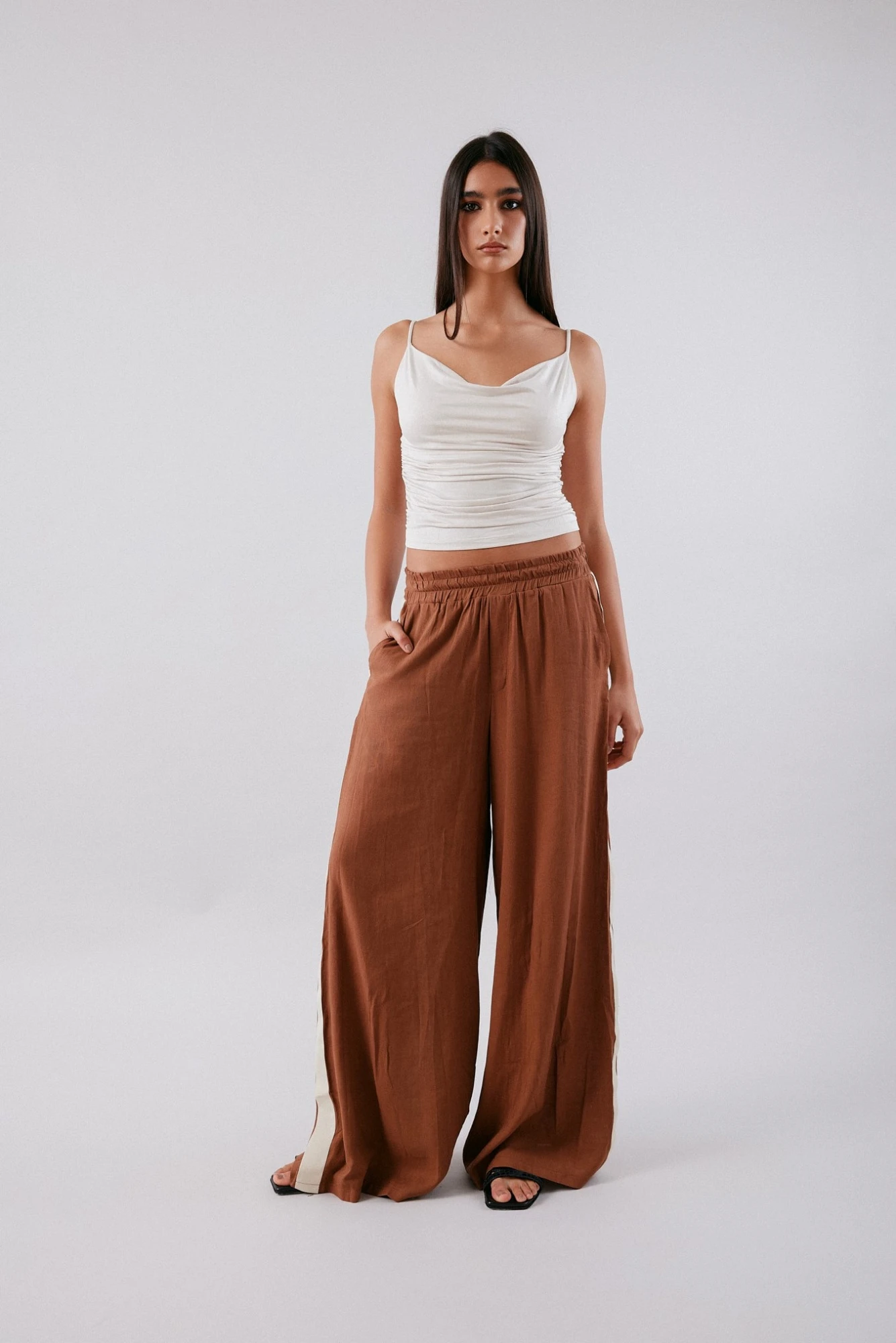 Pantalón Gia marron s/m