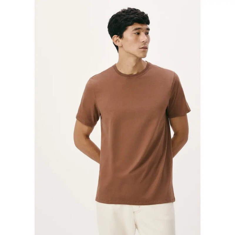 CAMISETA MM MASC MARROM ESCURO
