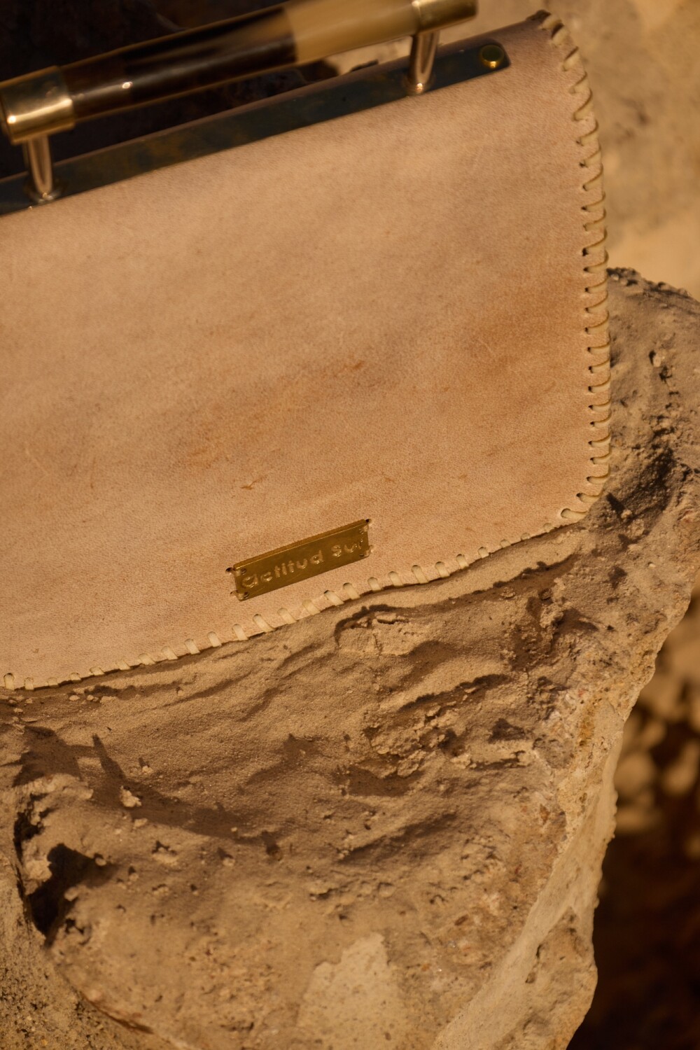 The Mini Box Handbag Lonja / Negro