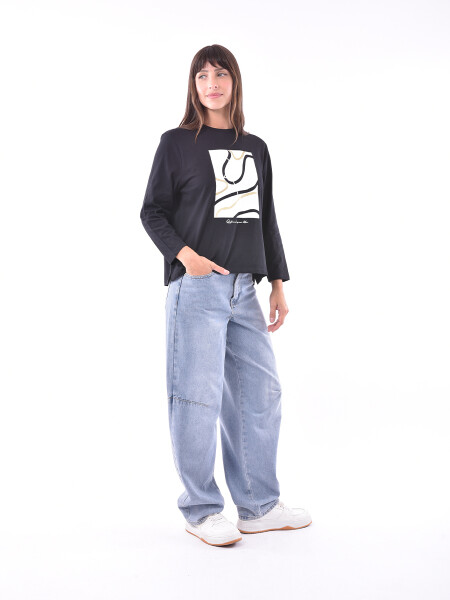 REMERA UPSALA VARIANTE 19
