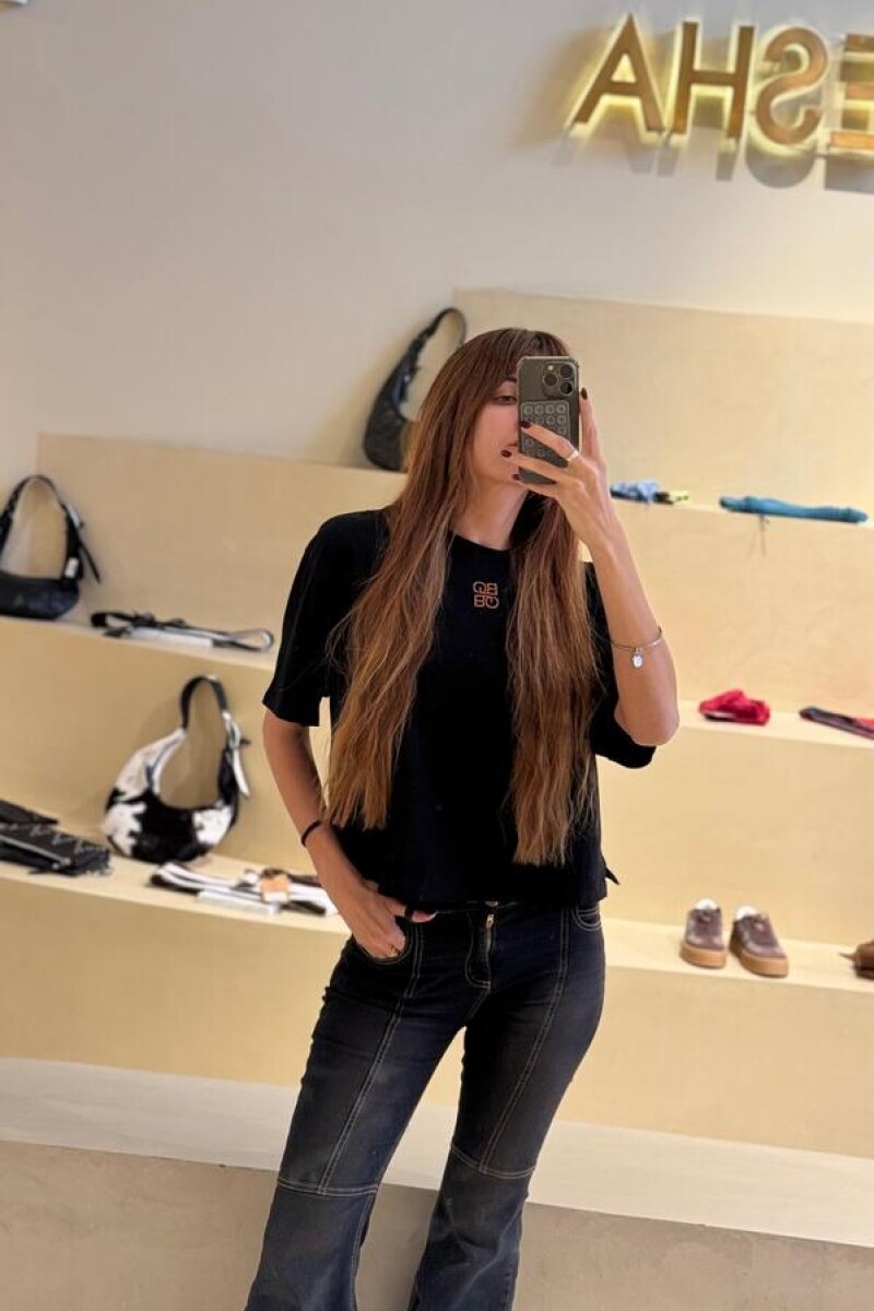 Remera Tag Negro