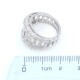 Anillo en oro 18k blanco, calado, con brillantes Anillo en oro 18k blanco, calado, con brillantes