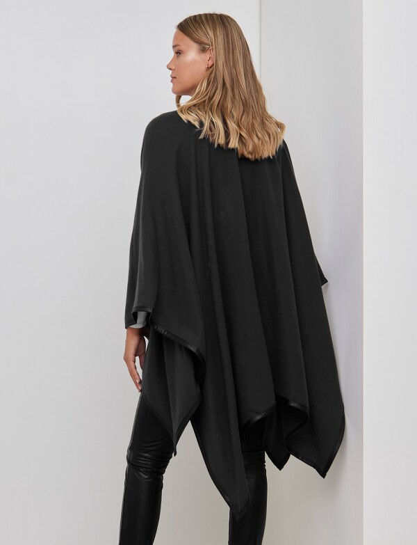 Ruana Soft Det Ribet NEGRO