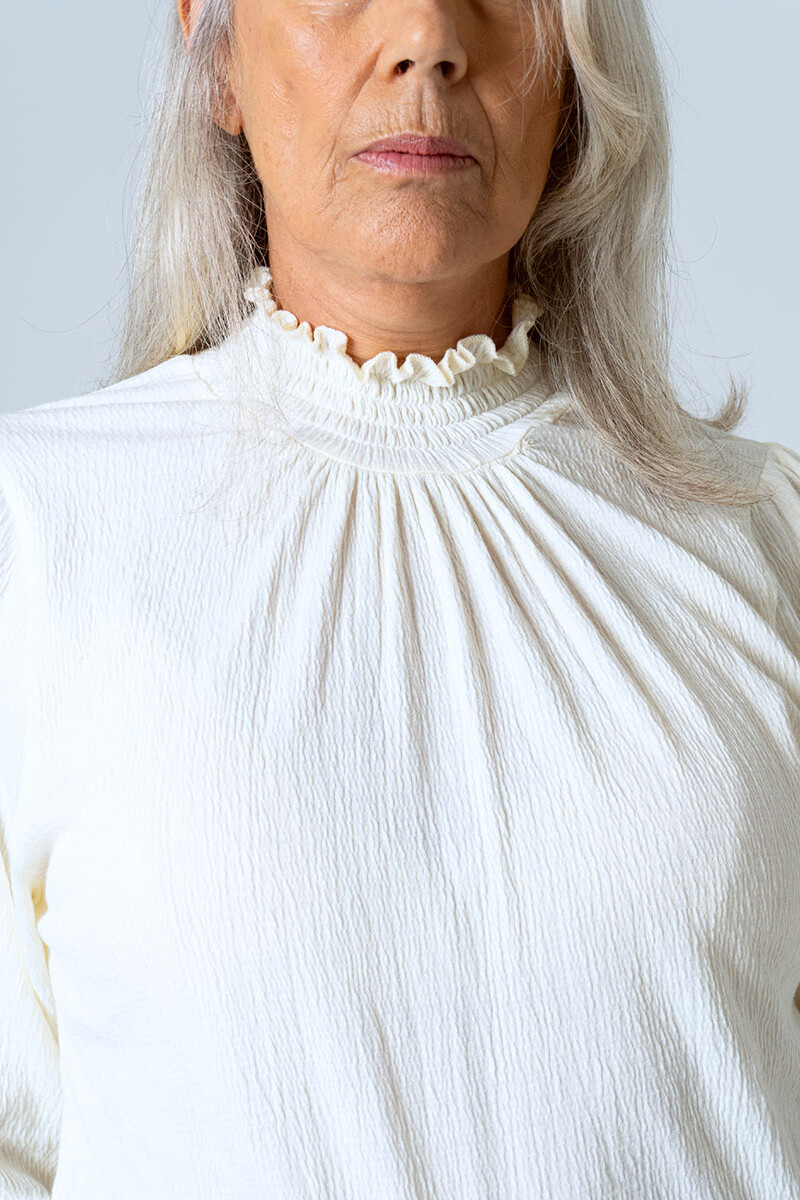 Fira White