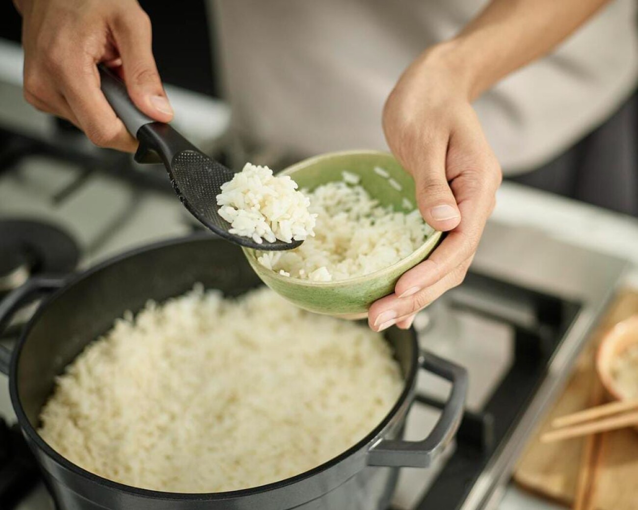 Cuchara para arroz con tecnología Elevate - Preventa Cuchara para arroz con tecnología Elevate - Preventa