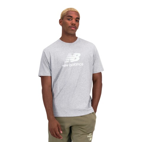 Remera New Balance de hombre - MT31541AG GREY