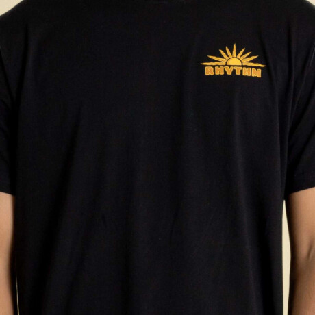 Remera Rhythm Frame Negro
