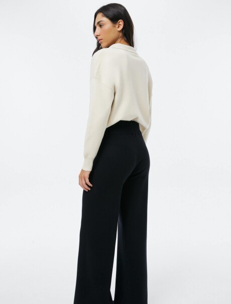 PANTALONES DE PUNTO DE PIERNA RECTA NEGRO
