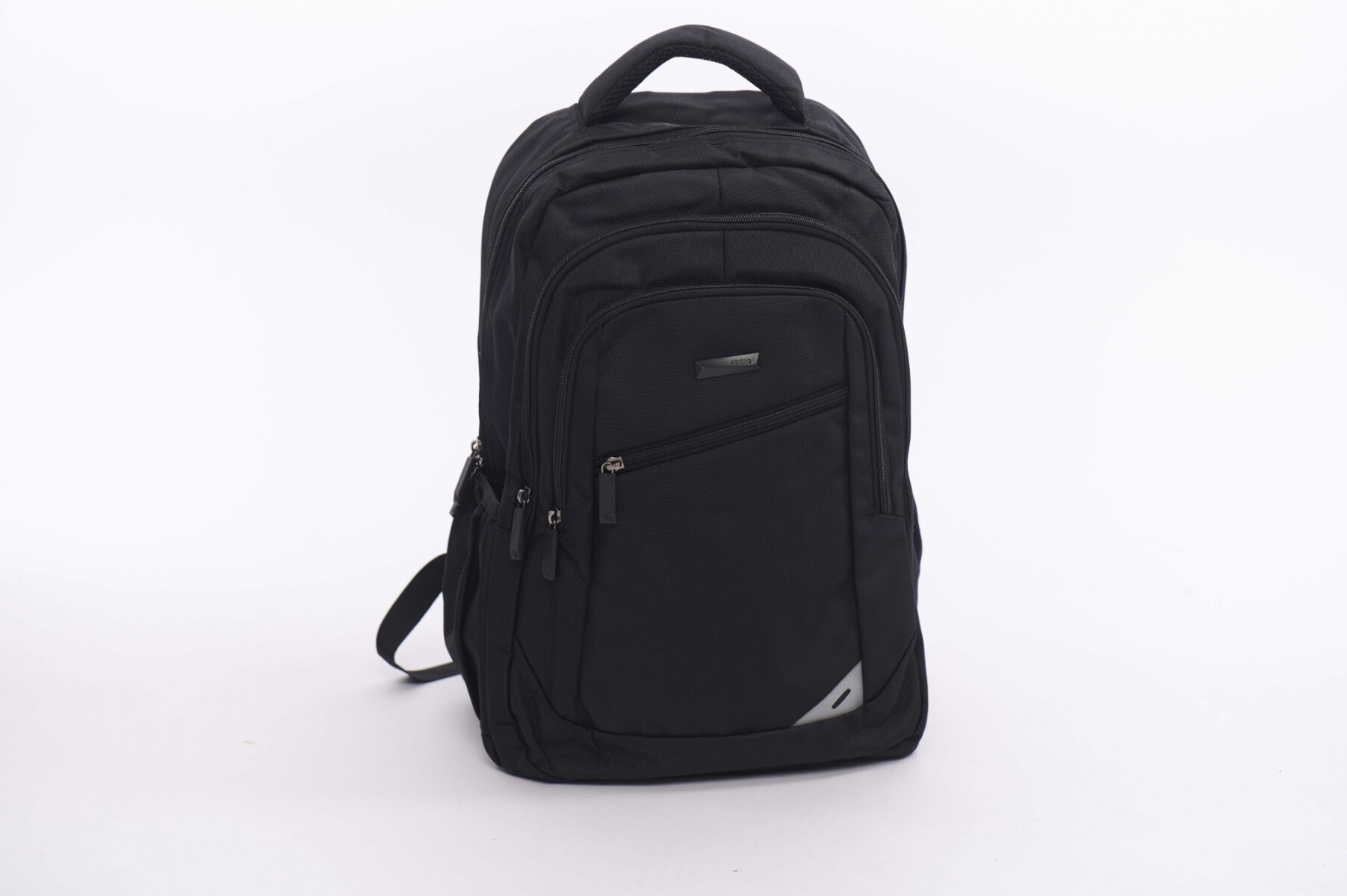 Mochila Aoking color Negro 3 bolsillos 