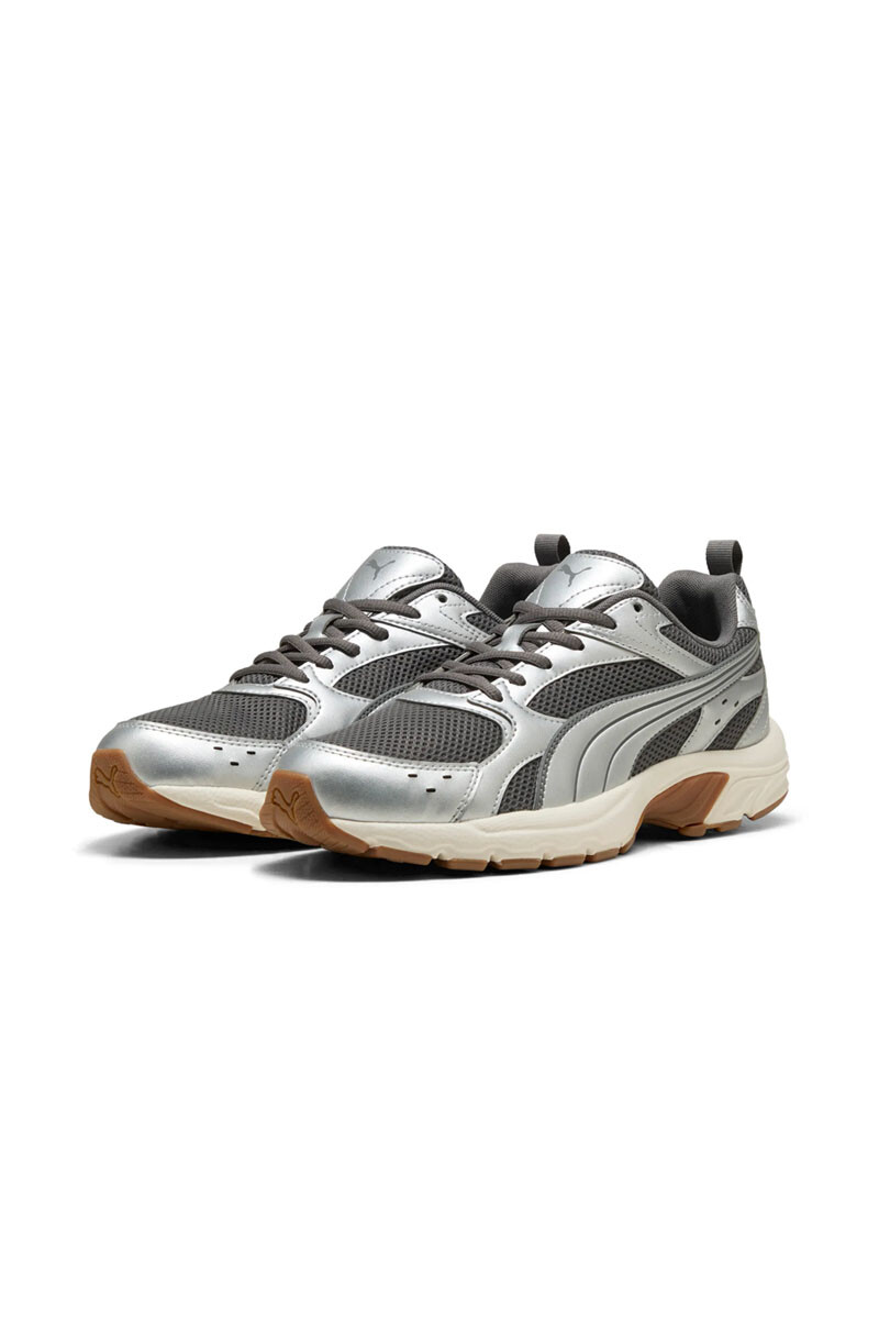 Championes Deportivos PUMA Milenio Tech LT Gris