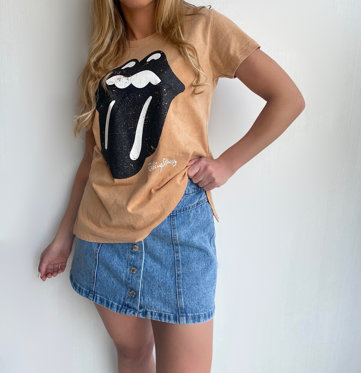 Remera Rolling - Tostado 