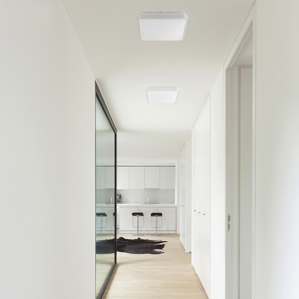 Plafón cuadrado LED plateado 20W 1600Lm luz cálida ILU01535