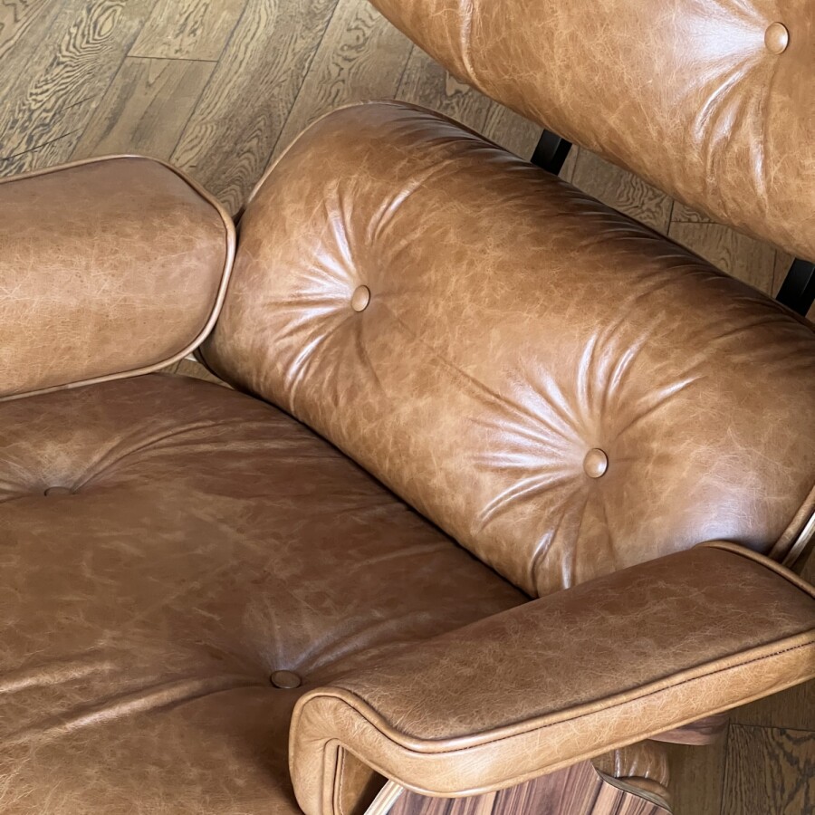 Butaca Eames Lounge Caramelo
