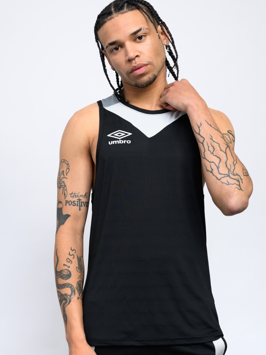 MUSCULOSA BOOST Umbro Hombre - 025 