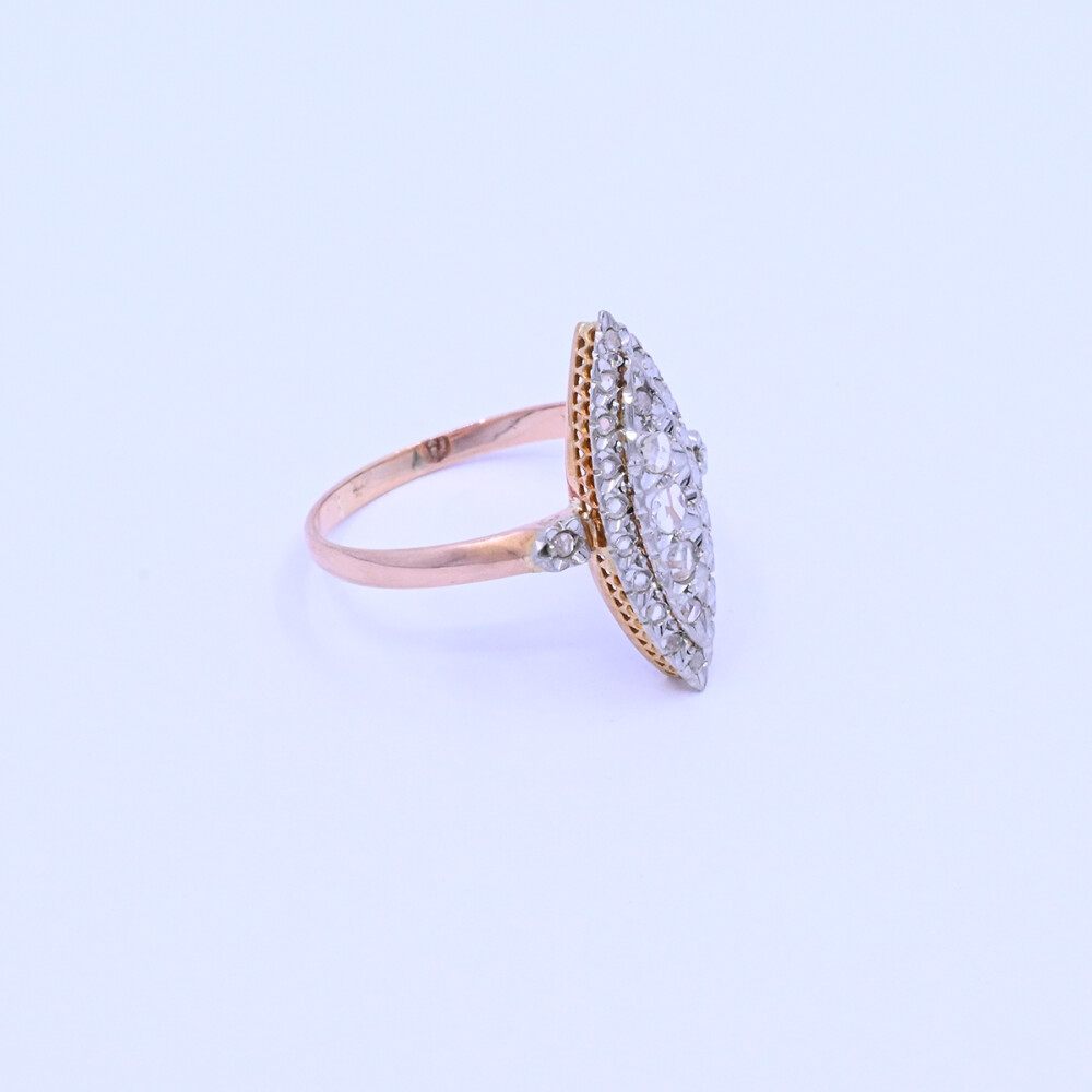 Anillo oro 18k antiguo marquiz con diamantes. Anillo oro 18k antiguo marquiz con diamantes.