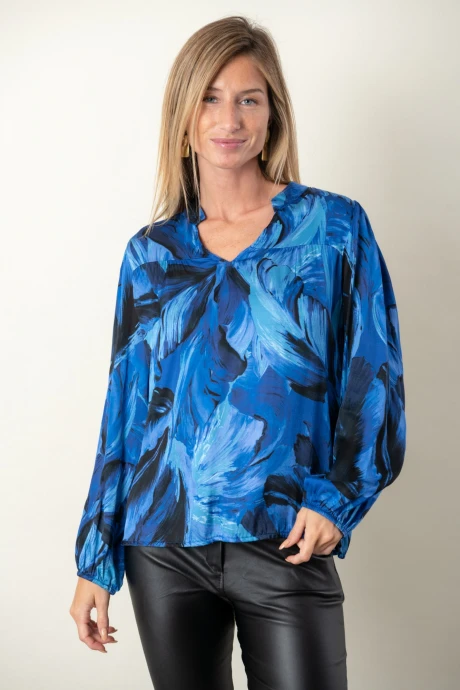 BLUSA BENITOITA BLUSA BENITOITA