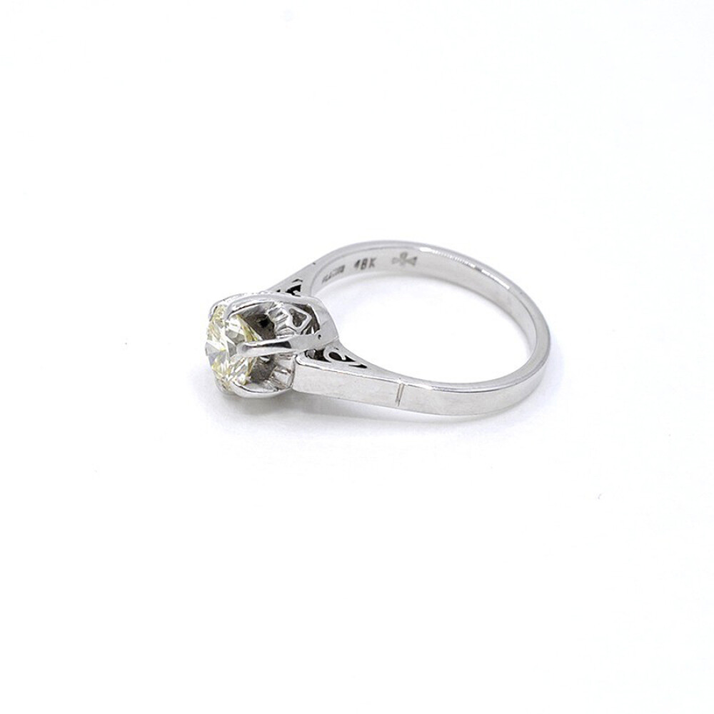Anillo Antiguo En Oro 18K, Platino Y Brillante Anillo Antiguo En Oro 18K, Platino Y Brillante